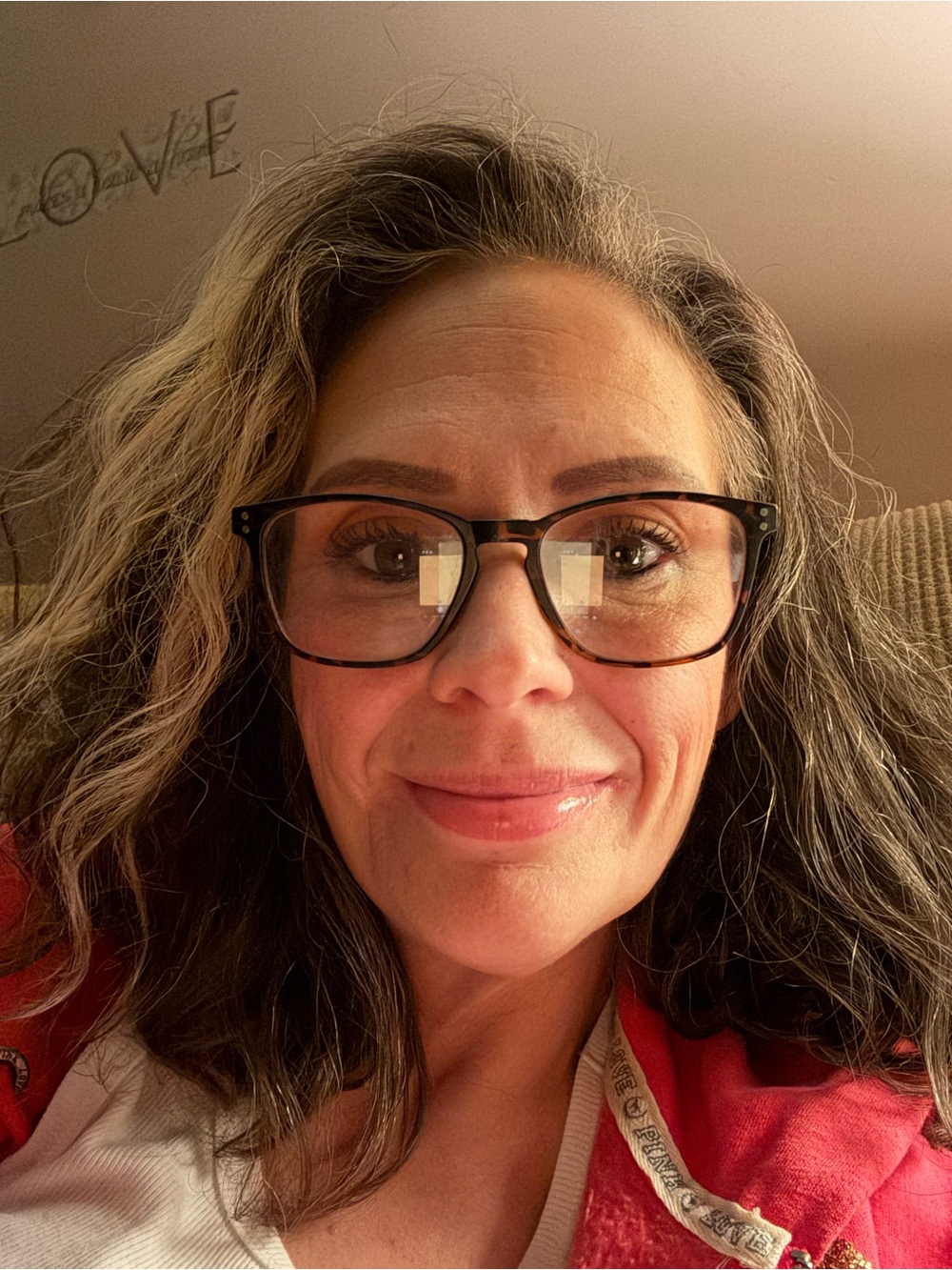 Meet your Posher, Laura